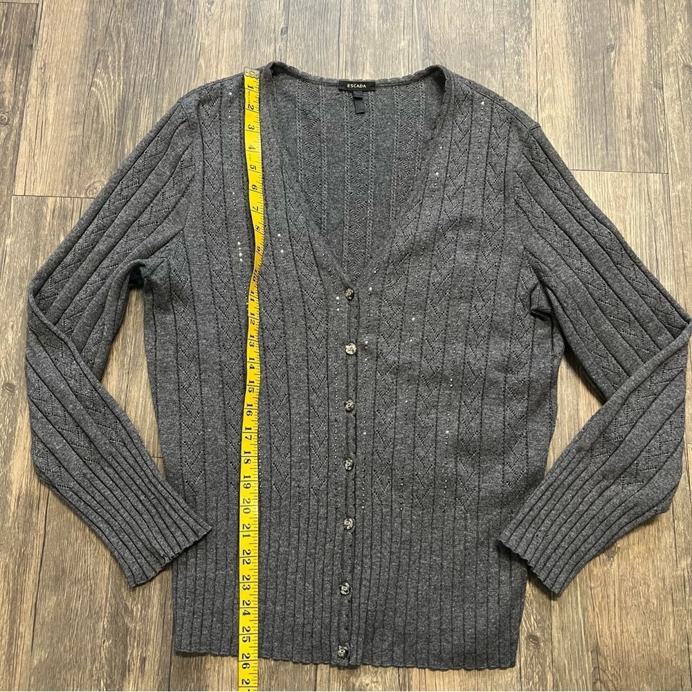 Escada Vtg Wide Ribbed V Neck Embellish Gray Knit Cardigan Sweater Y2K Soft M - Picture 11 of 13
